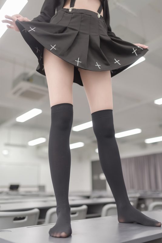 图片[3]-风之领域 NO.011 教室里的黑丝少女[50P／79.5MB]