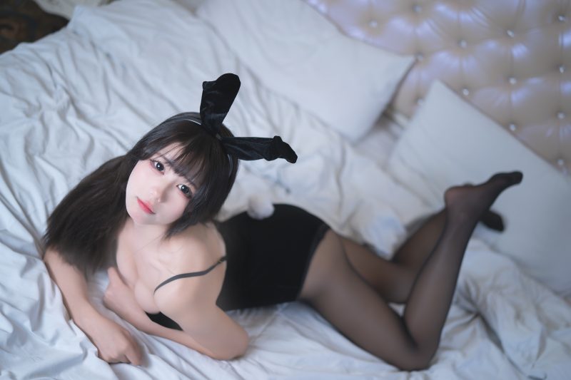 图片[4]-咬一口兔娘 - night兔女郎 [21P-113MB]