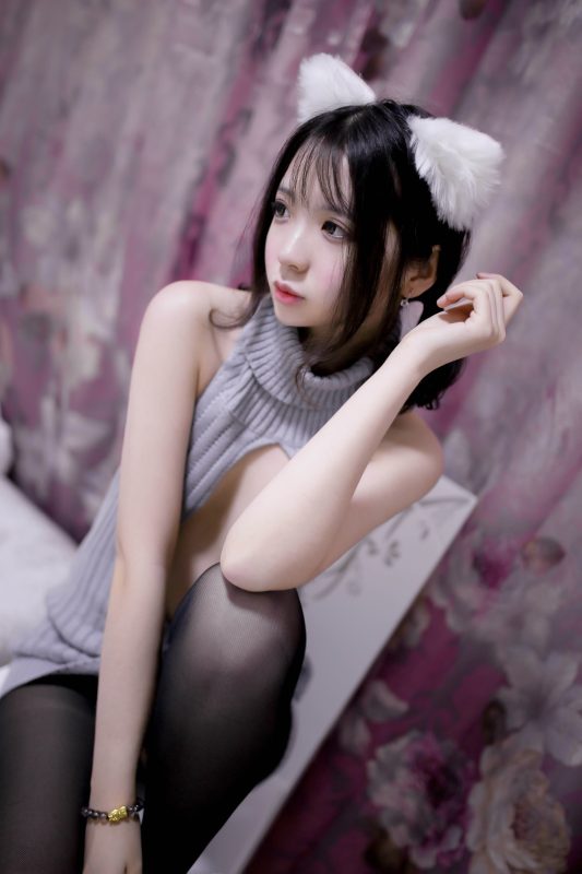 图片[5]-[疯猫ss] 露背毛衣[16P67M]